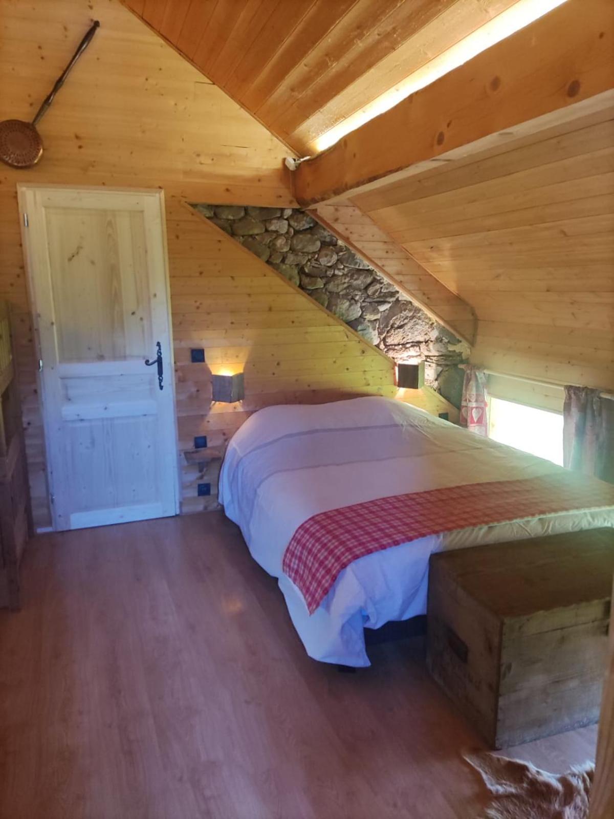 La Chambre Savoyarde Chez Les Garcons Saint-Paul-sur-Yenne 외부 사진